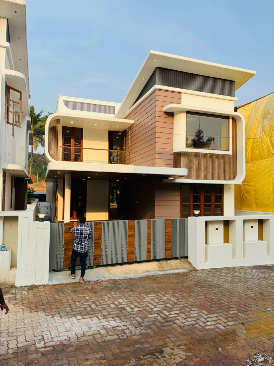 Premium 4 BHK Villa for Sale in Kaninadu, Near Infopark Kochi - Preview Thumbnail 2