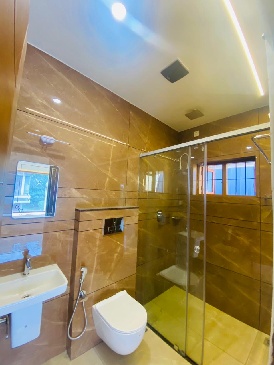 Premium 4 BHK Villa for Sale in Kaninadu, Near Infopark Kochi - Preview Thumbnail 9