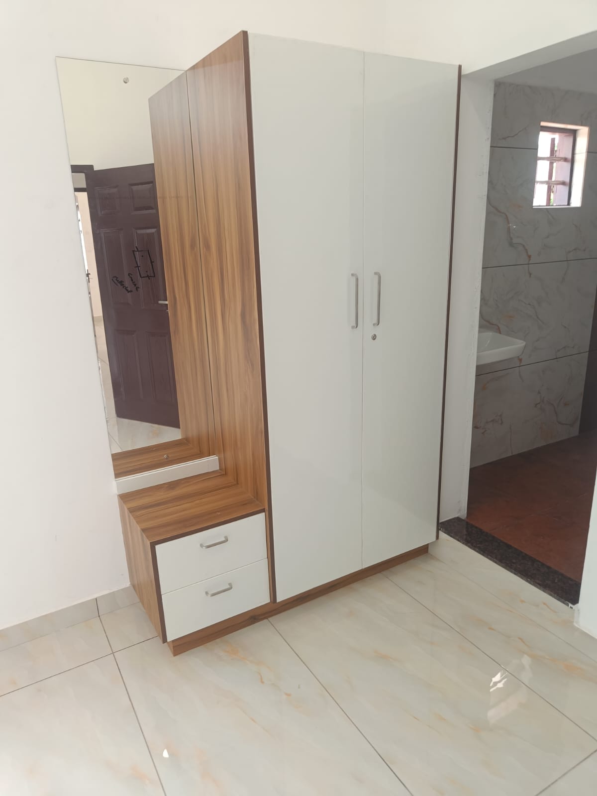 3 BHK House for Sale in Kuzhivelipadi, Njarakattumoola | Near Infopark Kochi - Preview Thumbnail 5