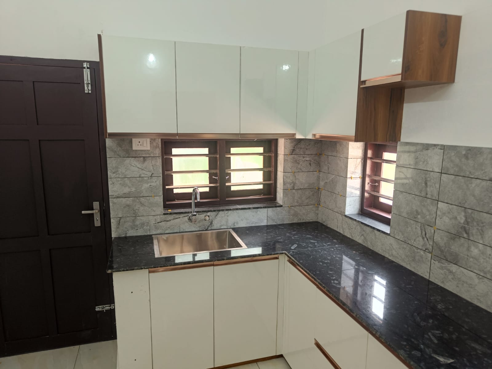 3 BHK House for Sale in Kuzhivelipadi, Njarakattumoola | Near Infopark Kochi - Preview Thumbnail 7