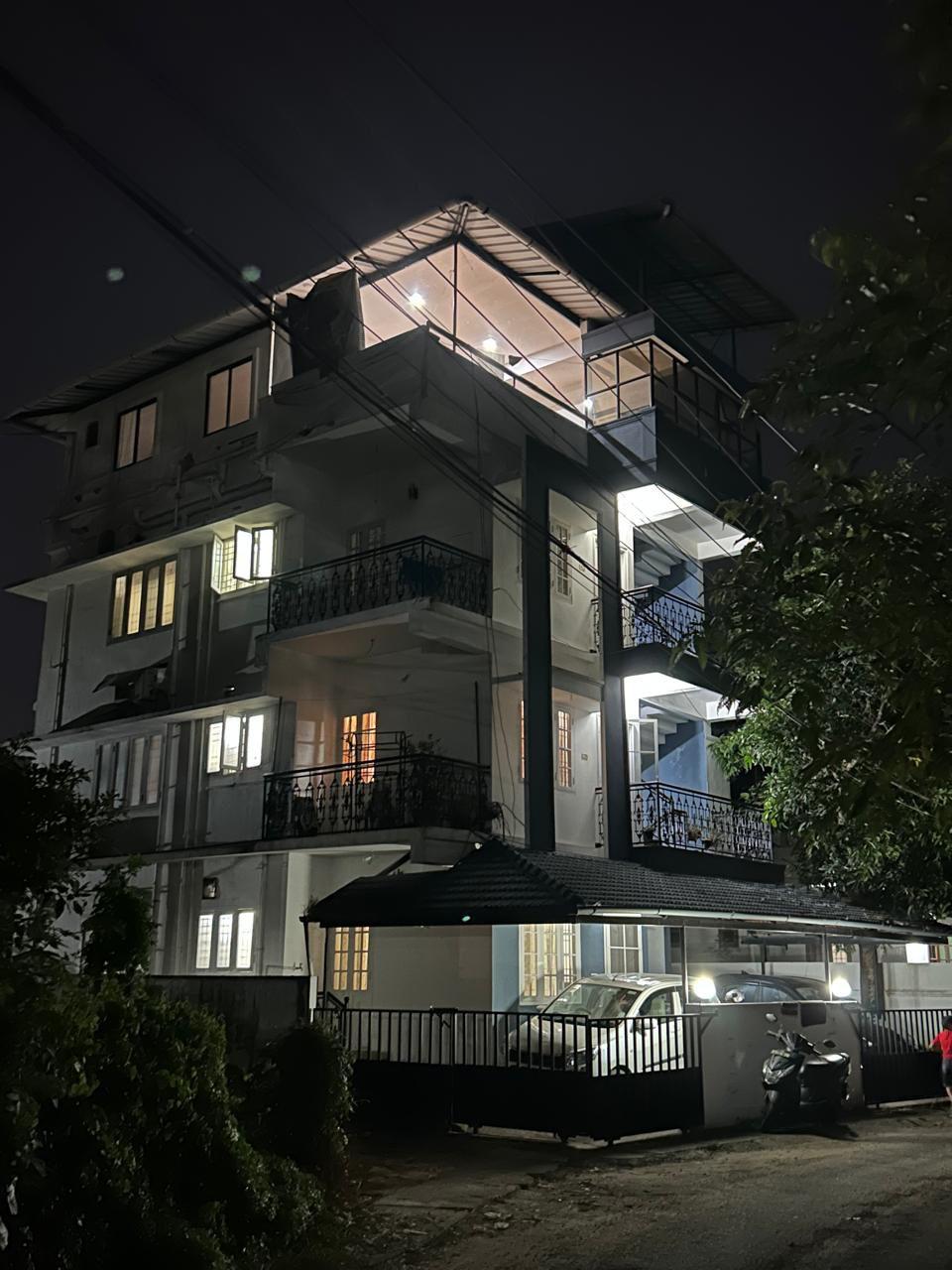 Apartment Building For Sale in Chakkaraparambu, Ernakulam - Preview Thumbnail 2