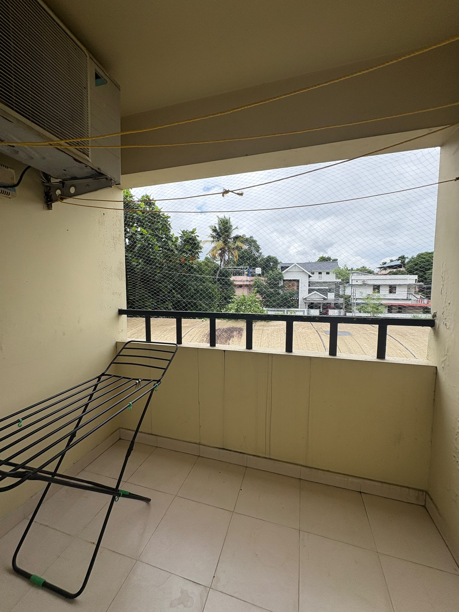 Mather Plum Flower – Premium 3 BHK Flat for Rent, Chalikavattom - Preview Thumbnail 3