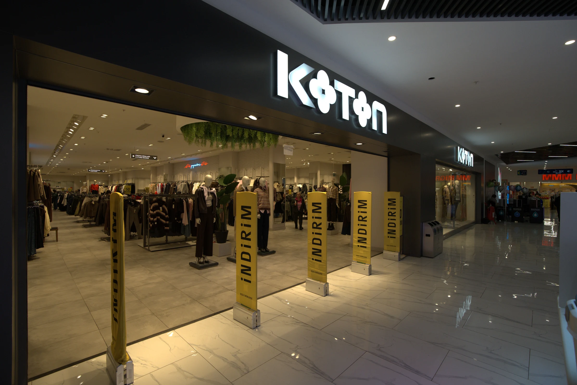 YEN07747.jpg