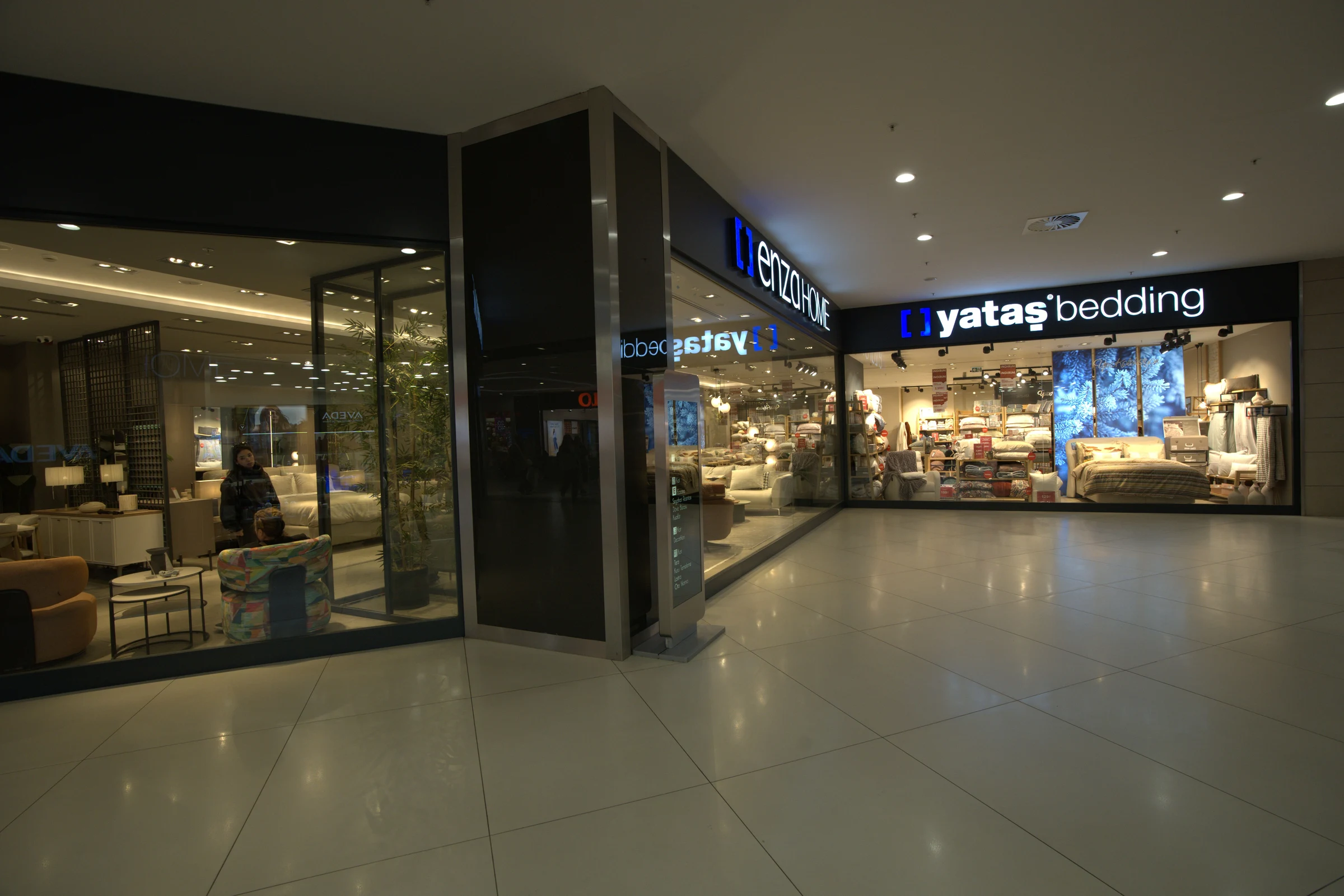 YEN02006.jpg