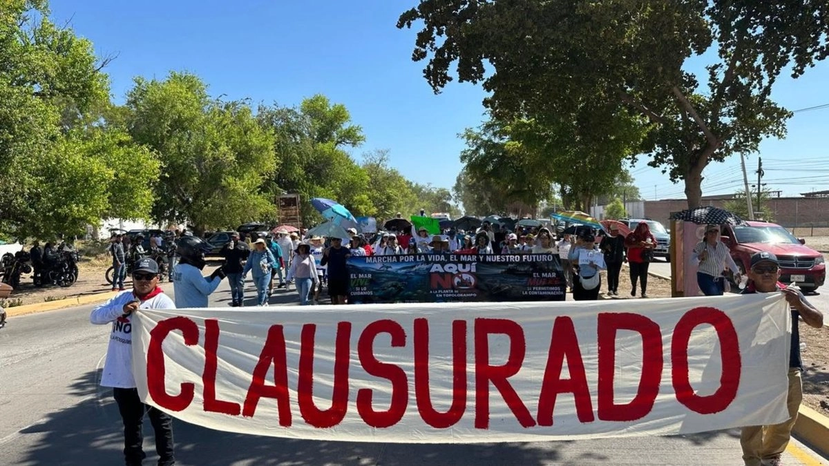 Mayos-yoremes marchan contra planta de amoniaco en Topolobampo, Sinaloa; exigen cancelar proyecto