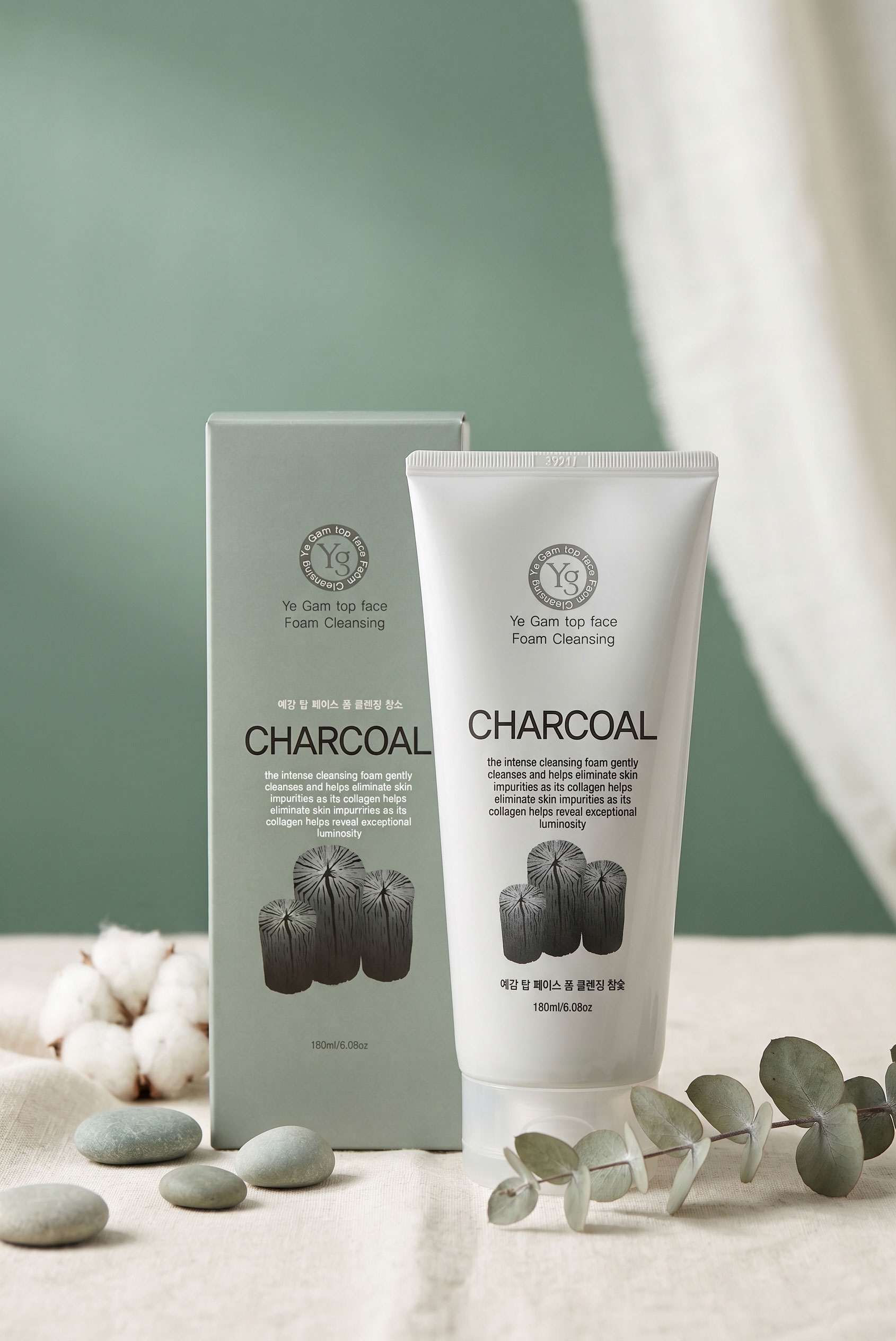 Ye Gam Top Face Foam Cleansing Charcoal