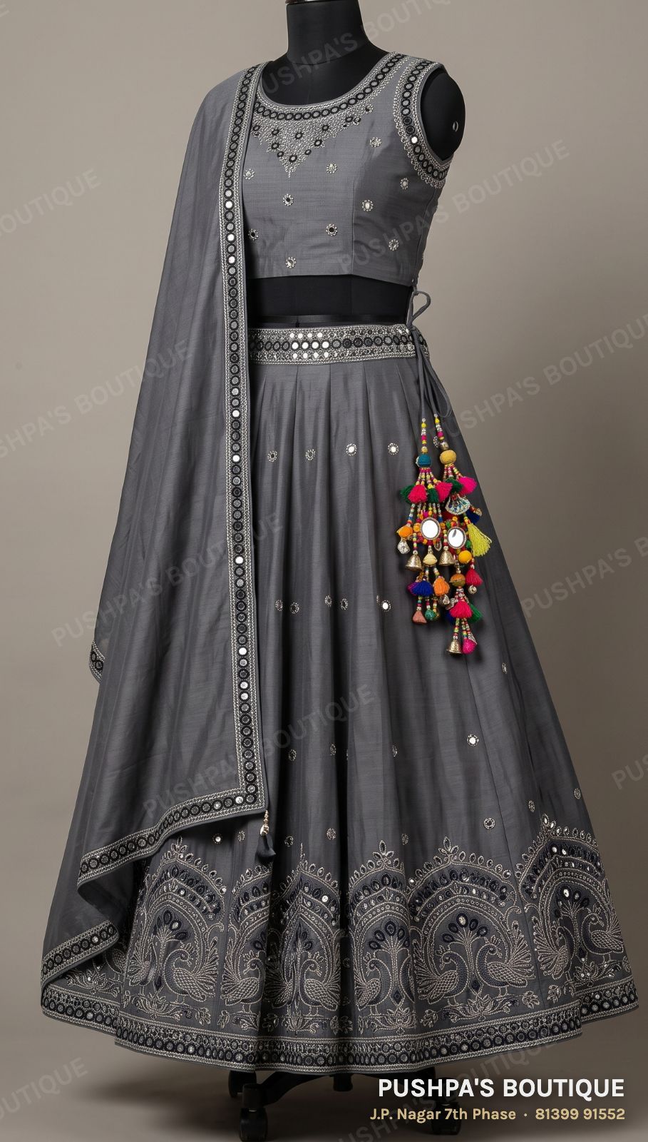 Lehenga PB-010, round neck, sleeveless