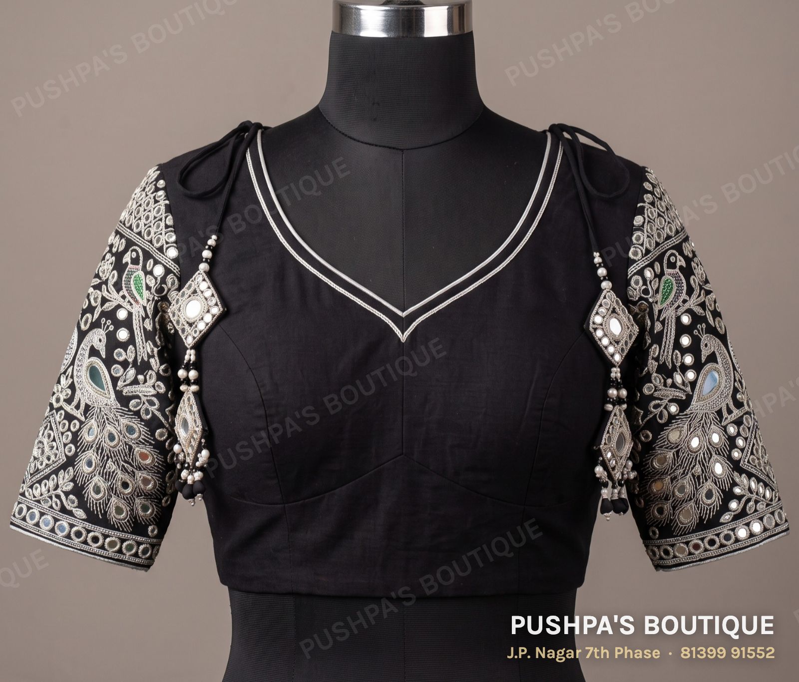 Designer blouse PB-011, V neck, dori back, elbow sleeve, photo 4
