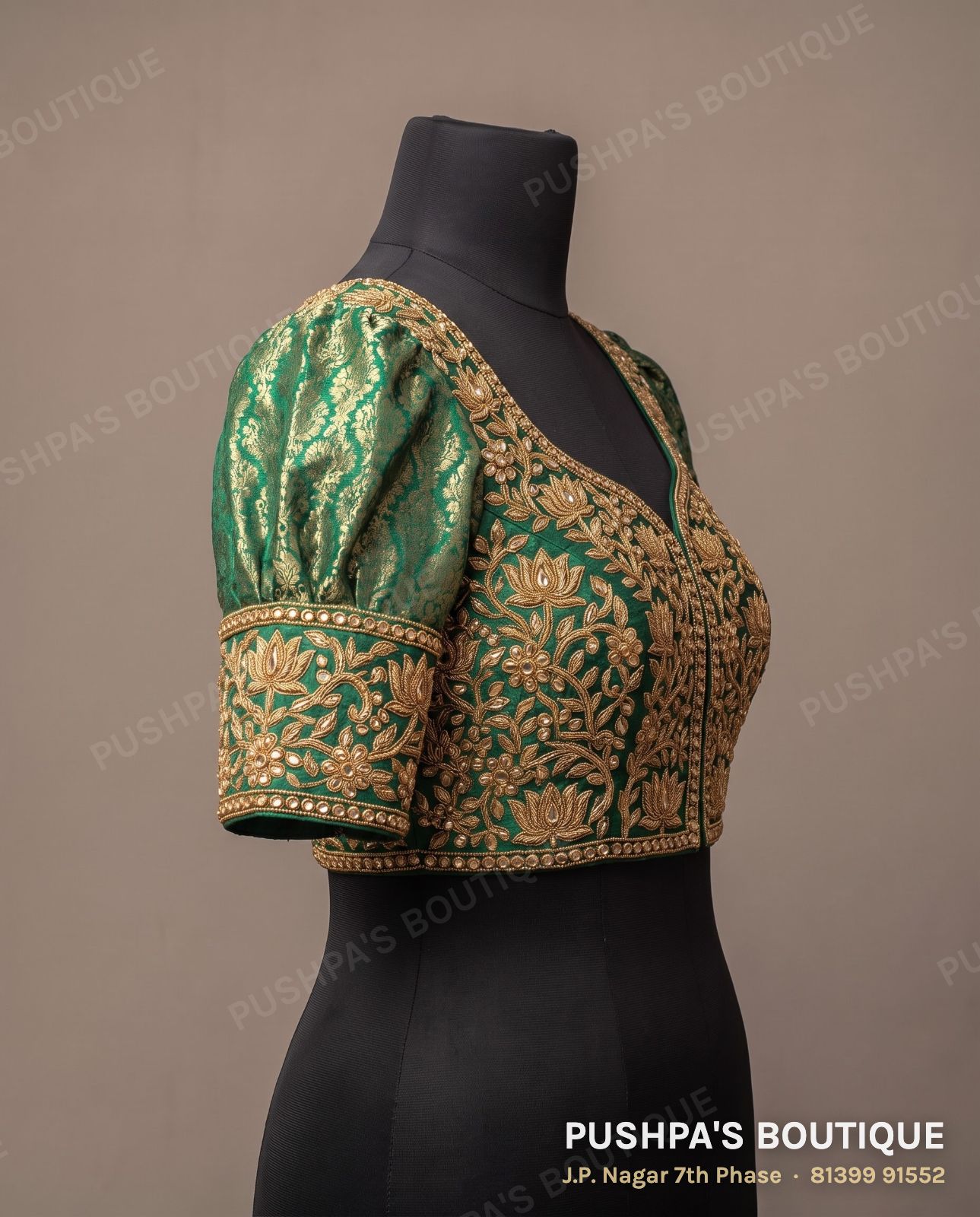 Basic blouse PB-078, sweetheart neck, high back, puff sleeve, photo 3