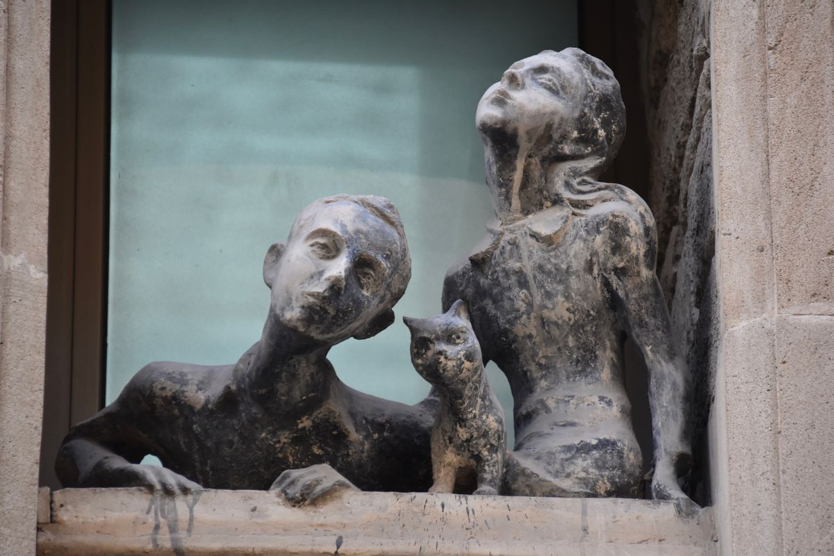 Baku Old City and Monument to Lovers and Cats Walking Tour — photo 4