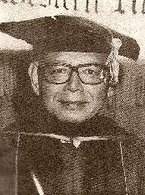 နိုင်ပန်းလှ