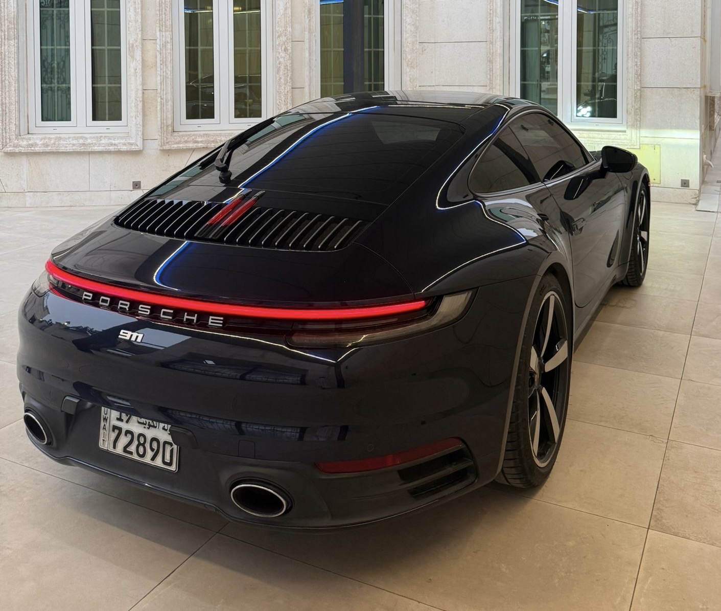 Porsche  carrera  4s 4