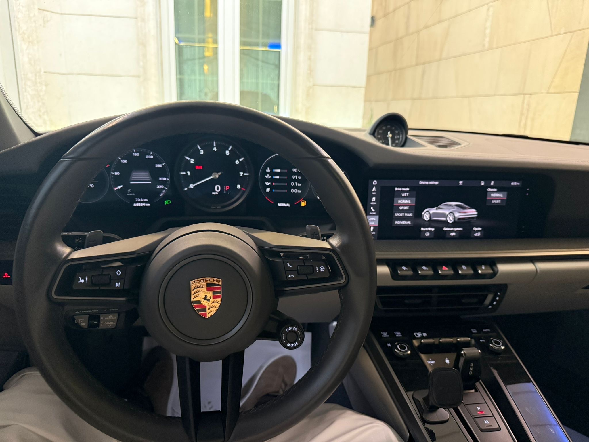 Porsche  carrera  4s 5