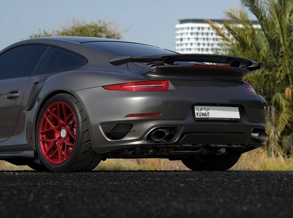 Porsche 911 Turbo 2