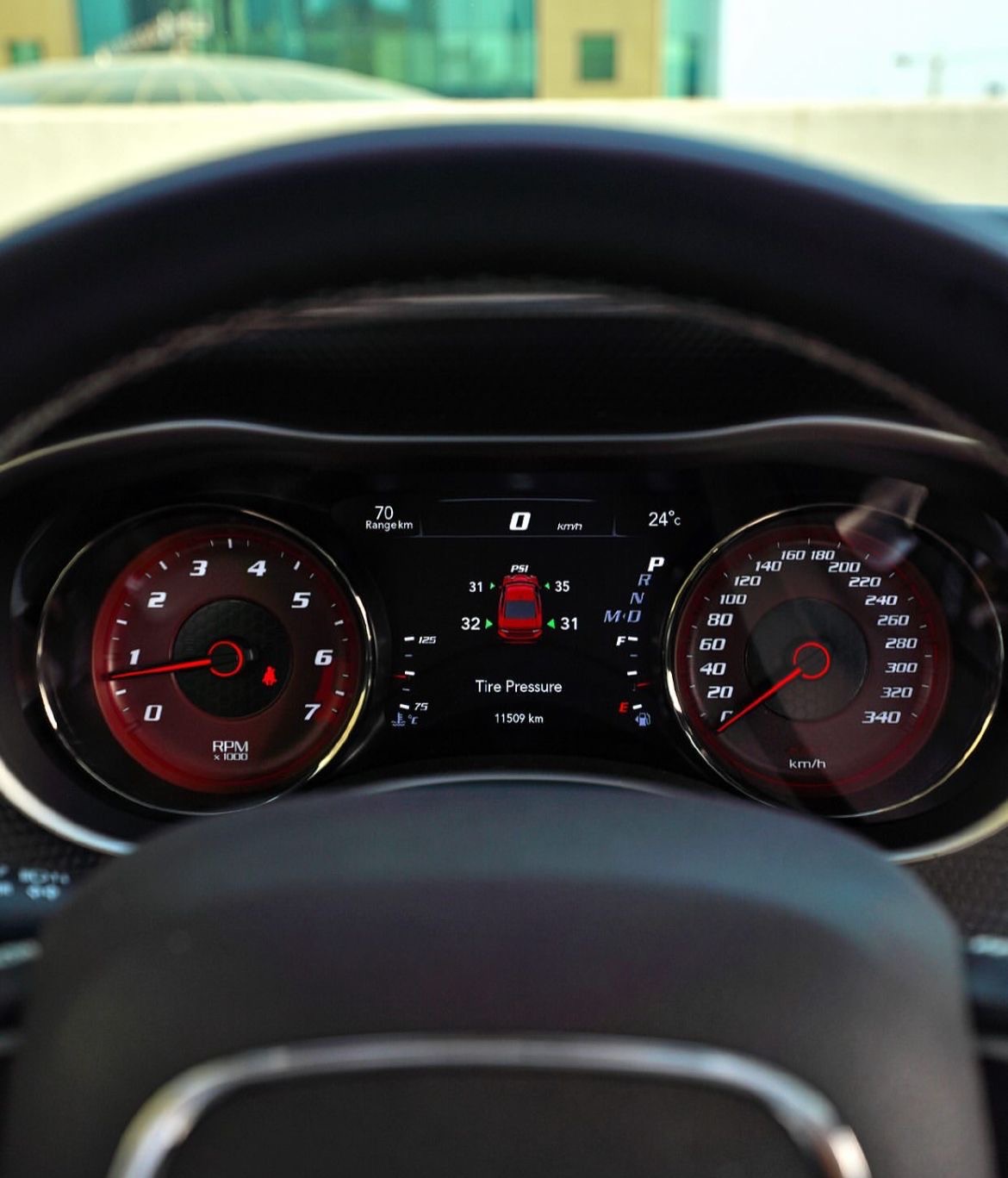 Charger Hellcat 4