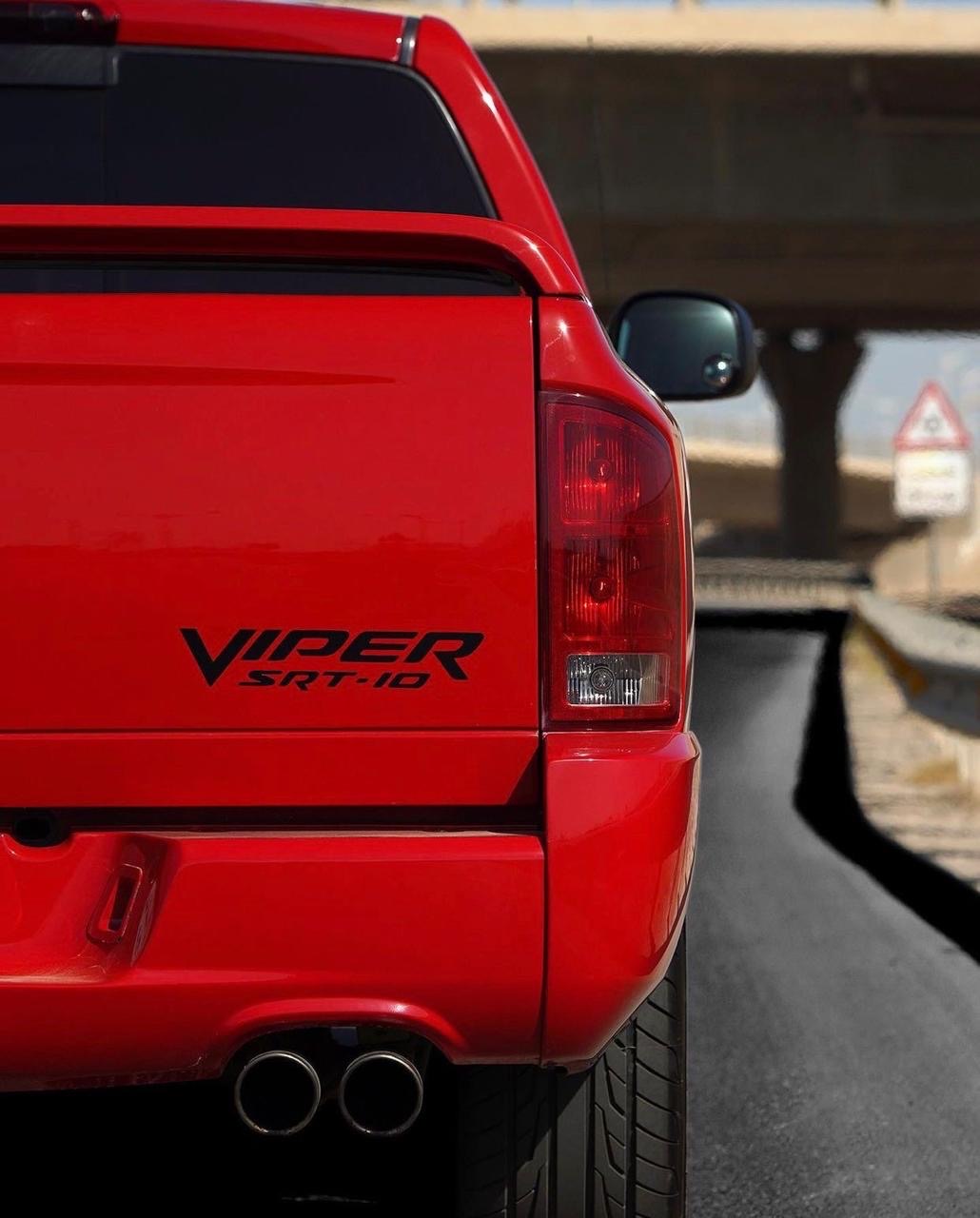 ram viper srt10 3