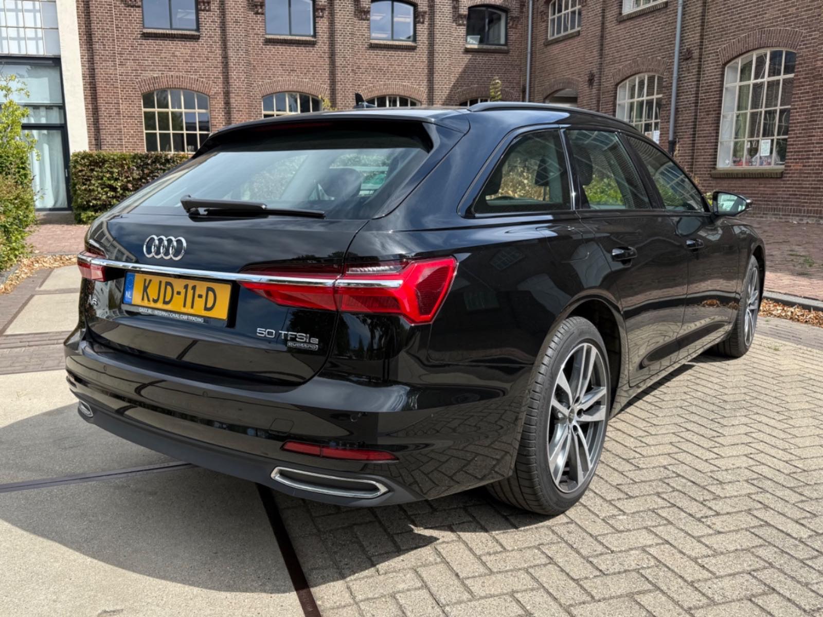 Audi A6 Avant 50 TFSI Quattro foto 2