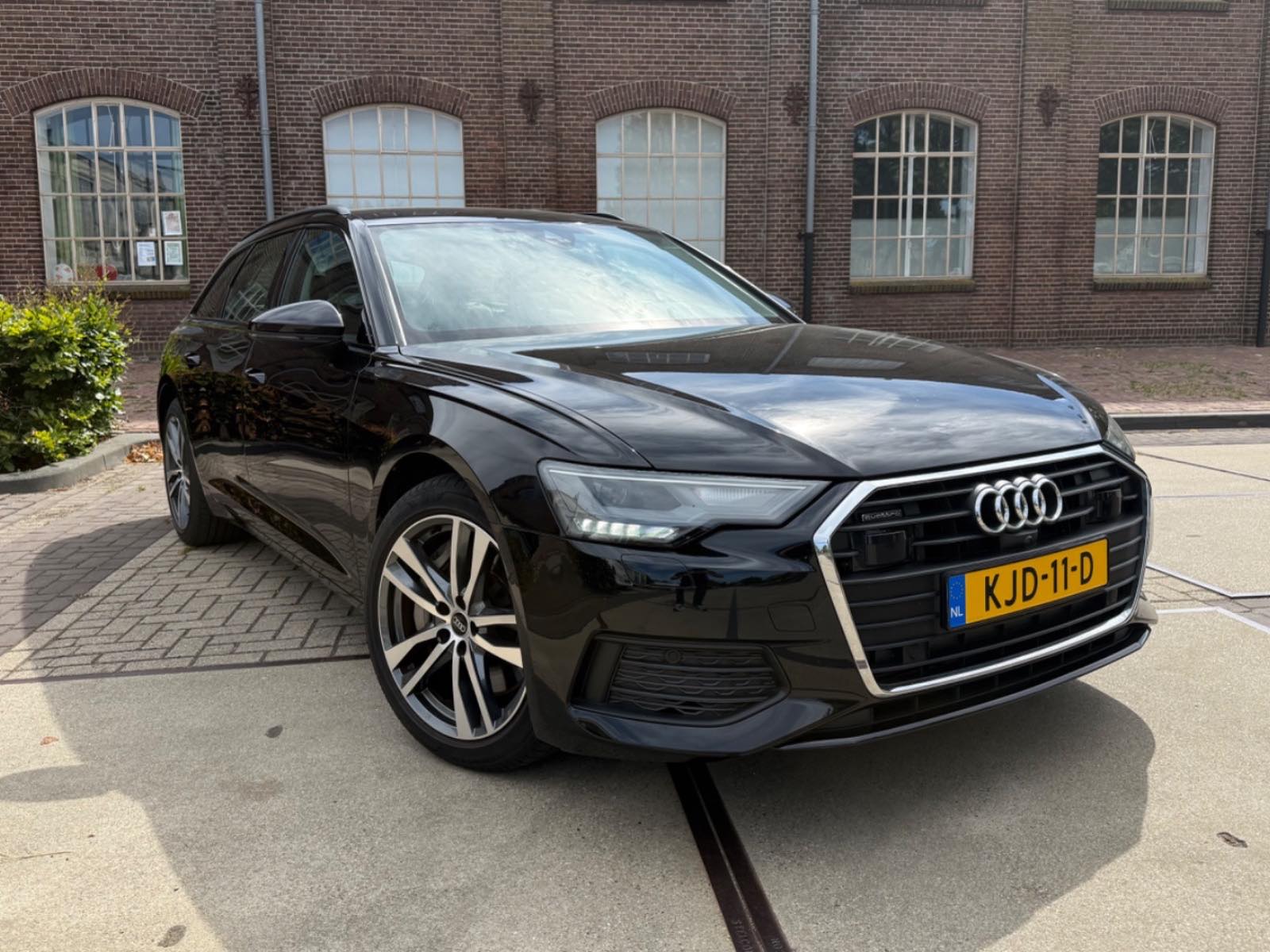 Audi A6 Avant 50 TFSI Quattro foto 3