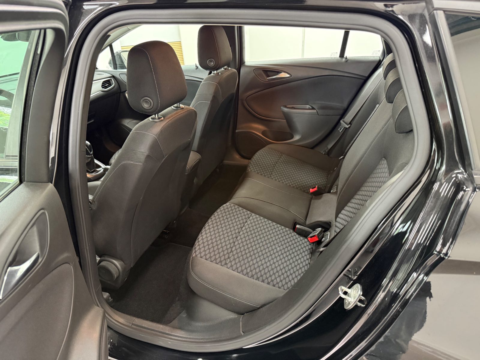 Opel Astra Sports Tourer foto 6