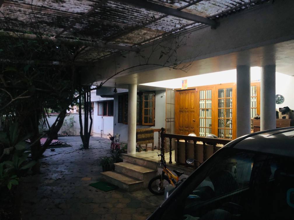 https://firebasestorage.googleapis.com/v0/b/qksell-in.firebasestorage.app/o/posts%2F1737112028432-kerala.jpg?alt=media&token=80217441-390f-4e05-836c-731c363d5852
