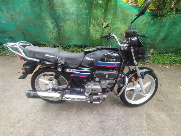 model 2024 Hero Splendor for sale in adoor,Pathanamthitta