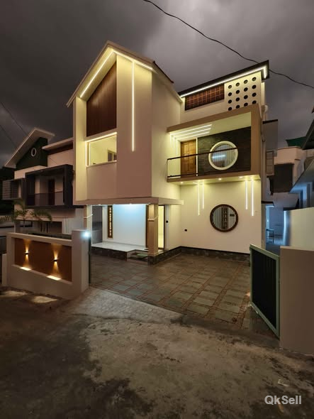4 cent,1700 sqft house for sale at Trivandrum,Anthiyoorkonam