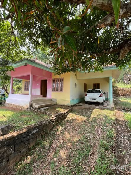 12.6 cent,1400 sqft House for sale at Kodunthara_Shattarmuk road,Pathanamthitta