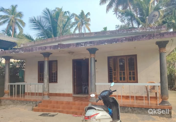 10 cents yard and 2 bedroom house for sale at Kayamkulam Alappuzha