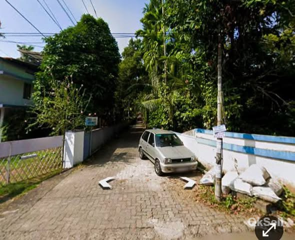9.875 cents land for sale at Edappally,Unichira road area,Ernakulam
