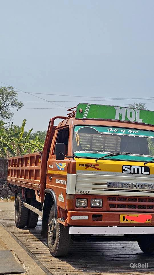 2011 model  Mazda samrat tipper for sale 