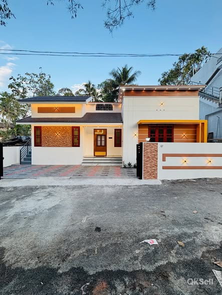 3.30 cent,700 Sqft House for sale at trivandrum,Pravachambalam,Machel