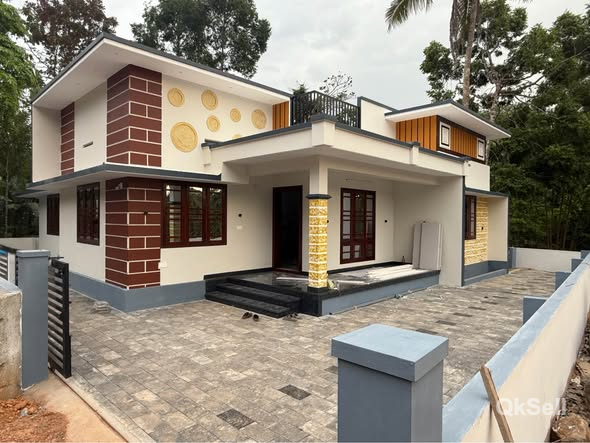 7.5 cents land and 1250 sqft House for sale at Balayanchirangara,Ernakulam