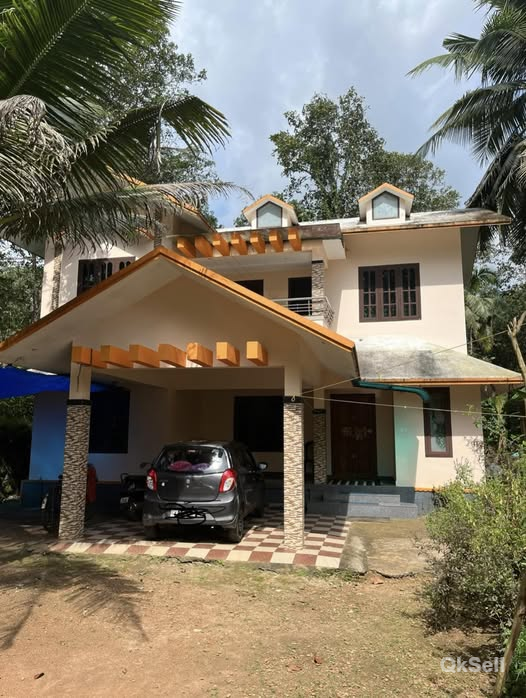 11 cent,1920 sqft House for sale at Thumbaman_Adoor road,Pathanamthitta