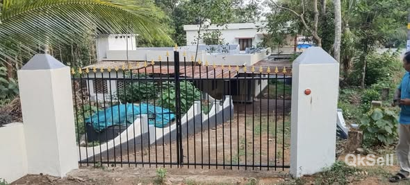 20 cent and house for sale at Kodungoor Kanam bus route,kottayam