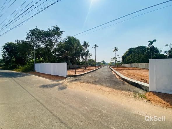 Plot for sale at Ernakulam Kakkanad Thuthiyoor