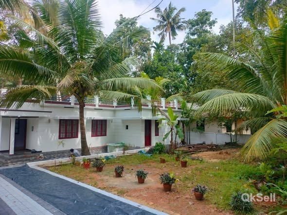 12 cent,1200 sqft House for sale at Vaikom,Kottayam