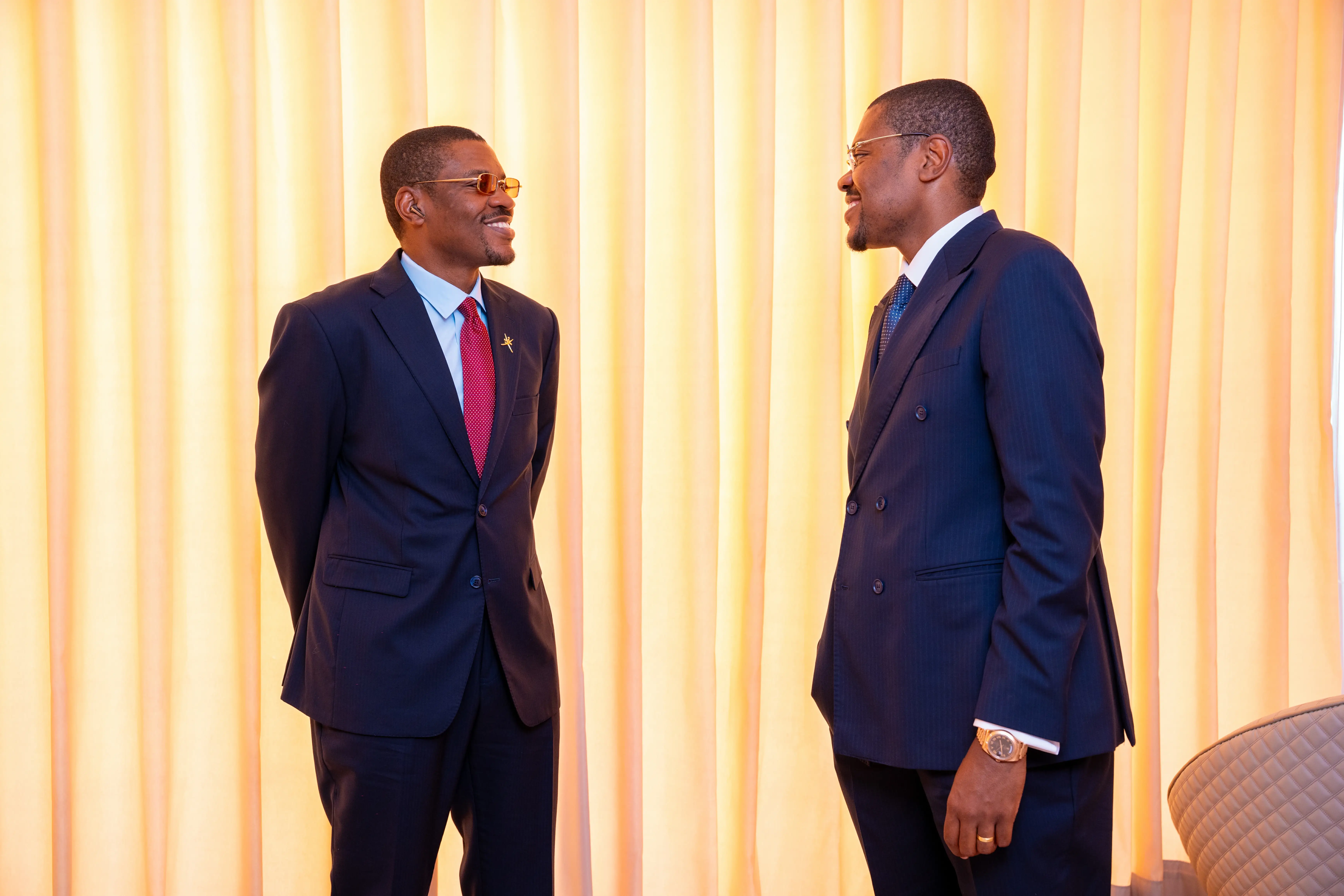 Clénio & Clésio Gomes