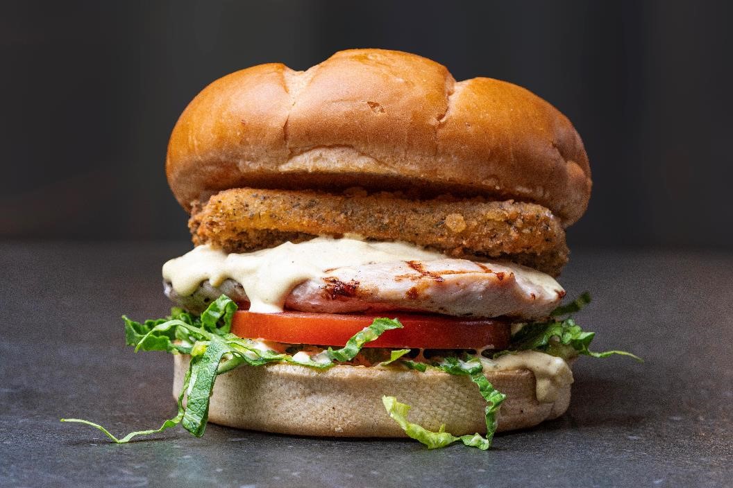 Chicken & Mozzarella Burger