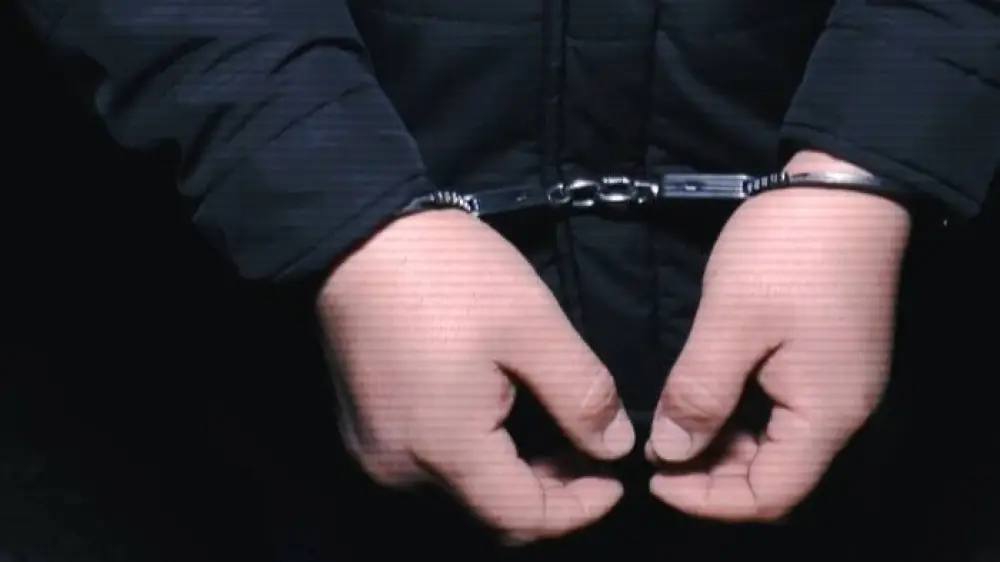 Алматыда қылмыстық топ үйсіз жүргендерді ұрлап, несие рәсімдеткен