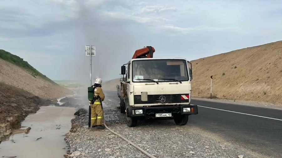 Шымкентте белгісіз сұйықтықтан 22 адам уланып қалды