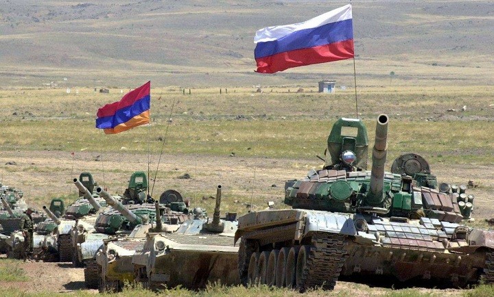 Ресей Армениядан әскерін шығарады