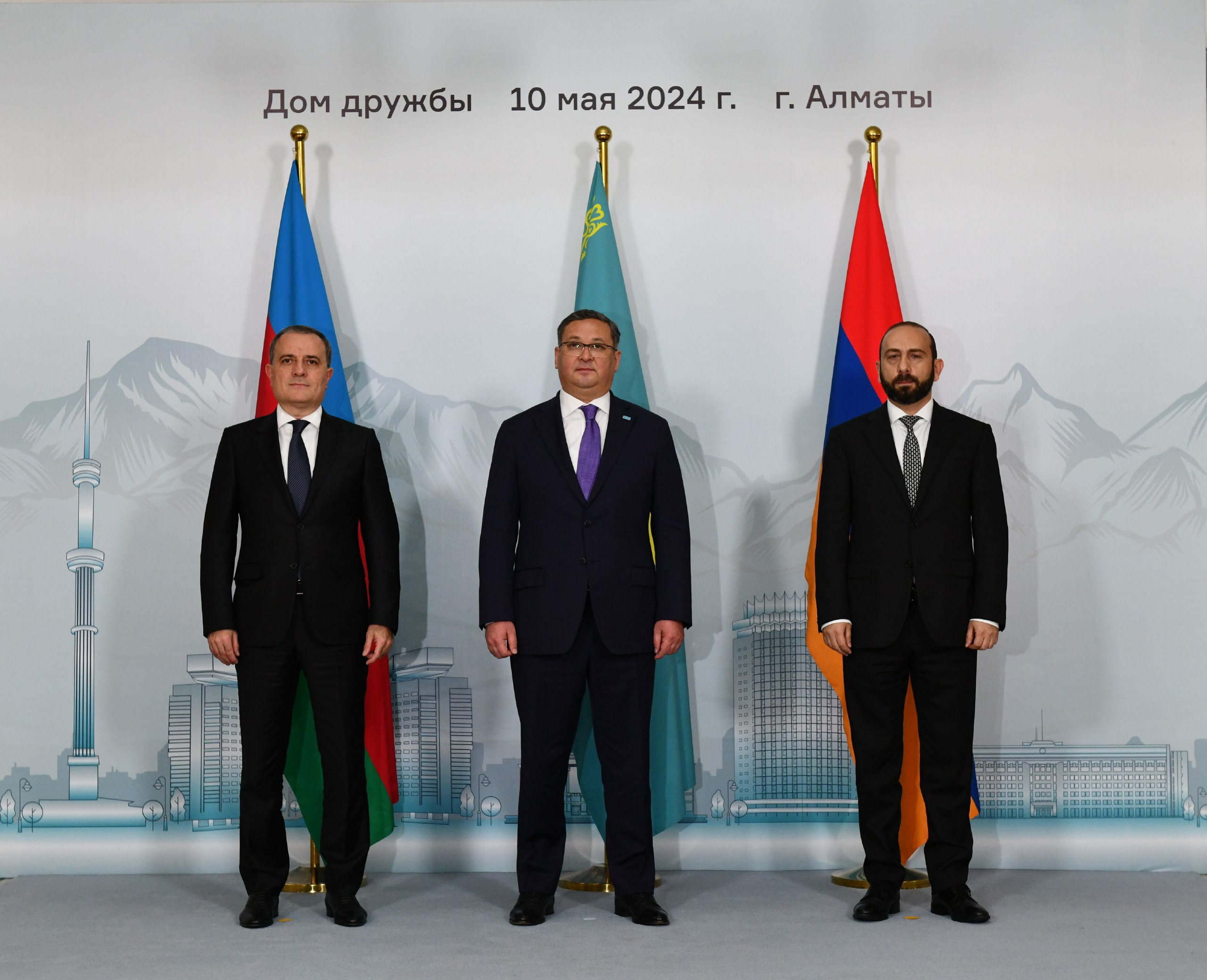Алматыда Әзербайжан мен Арменияның жабық келіссөзі өтіп жатыр