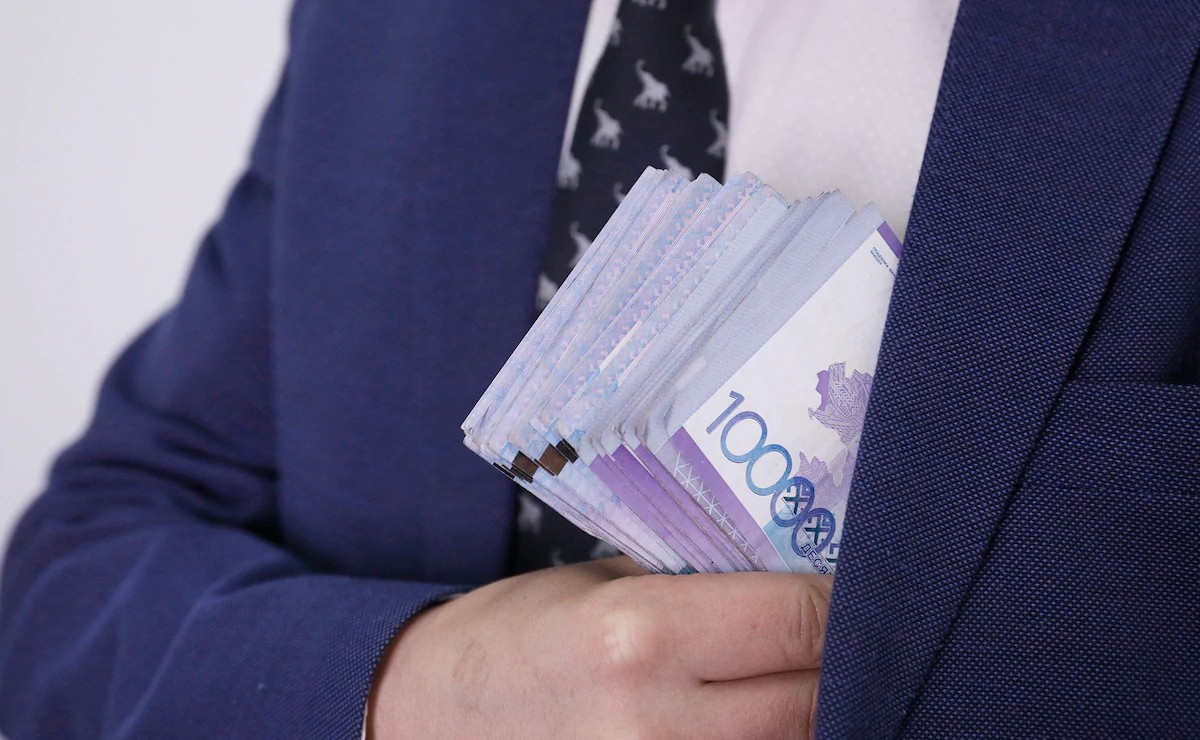 Колледж директоры 30 млн теңгеге жуық қаржы жымқырған