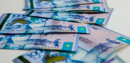 За два года казахстанцы уплатили 447,3 млрд тенге утильсбора