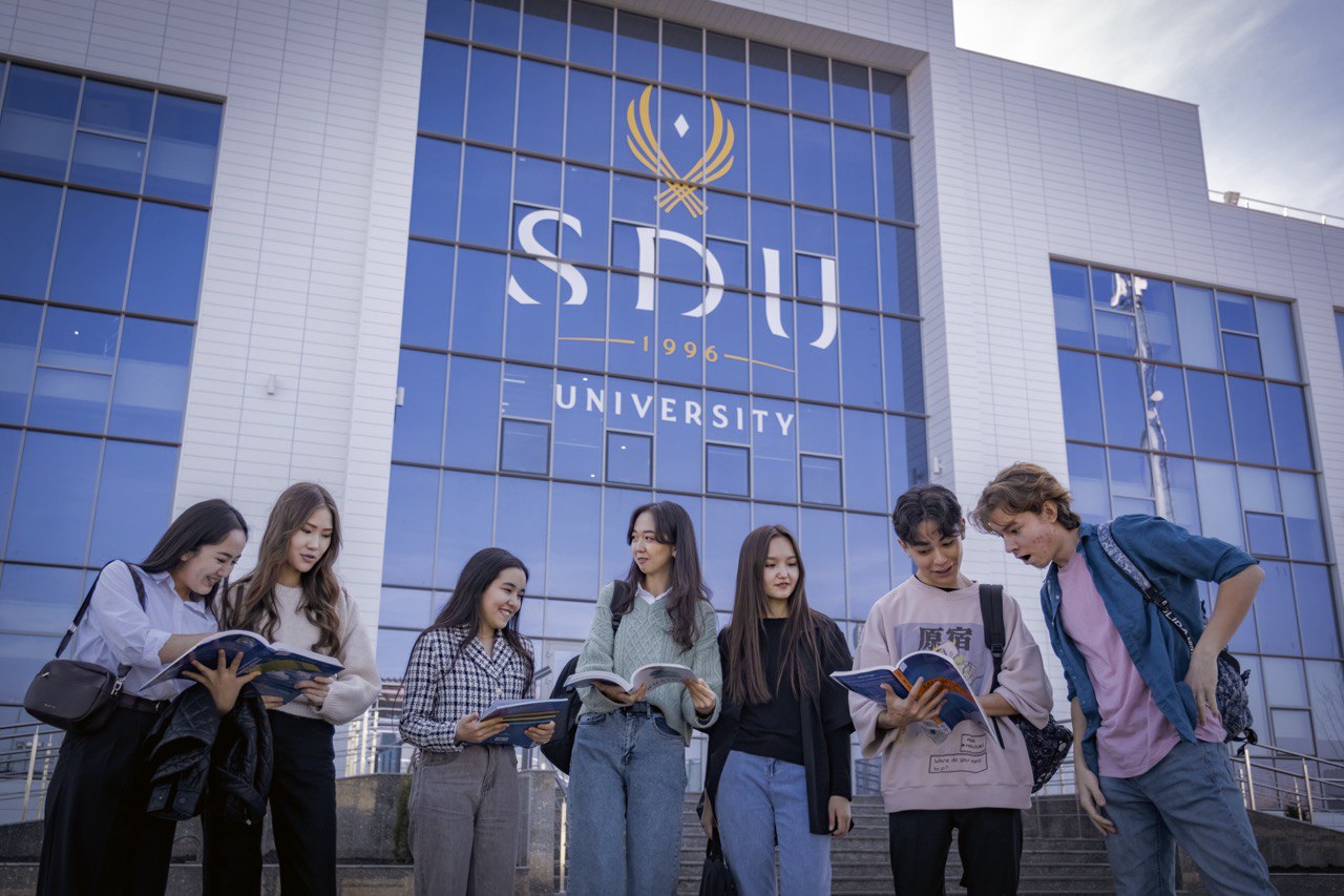 SDU университеті FIBAA бағдарламалық аккредитациясын сәтті өтті
