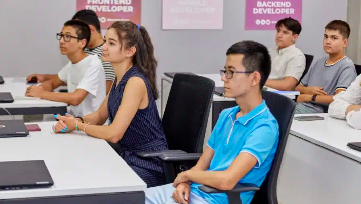 YandexUzbekistan открывает набор в школы программирования