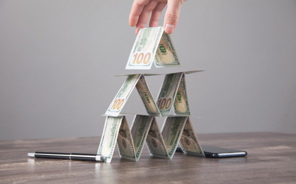Қазақстандықтар қаржы пирамидаларына жыл басынан бері 20 млрд теңгеге алданған