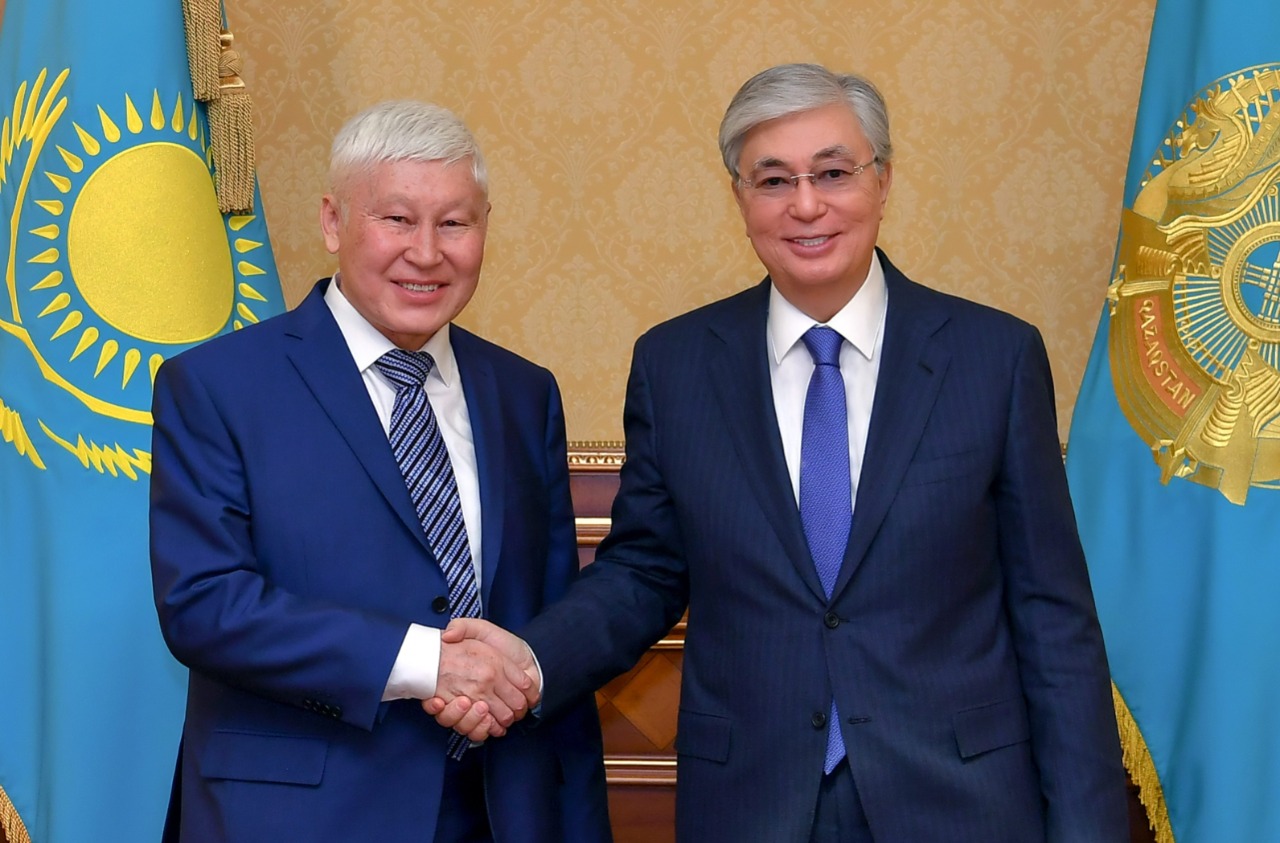 Асқар Жұмаділдәев Қазақстанның еңбек ері атанды