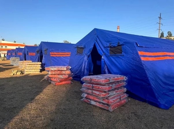 Алматыда жойқын жер сілкінісі кезінде паналайтын қалашық құрылды