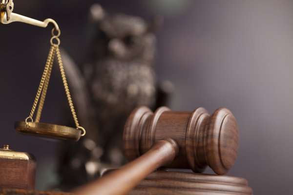Алматылық азамат судьяны жемқор деп атағаны үшін жазаға тартылды